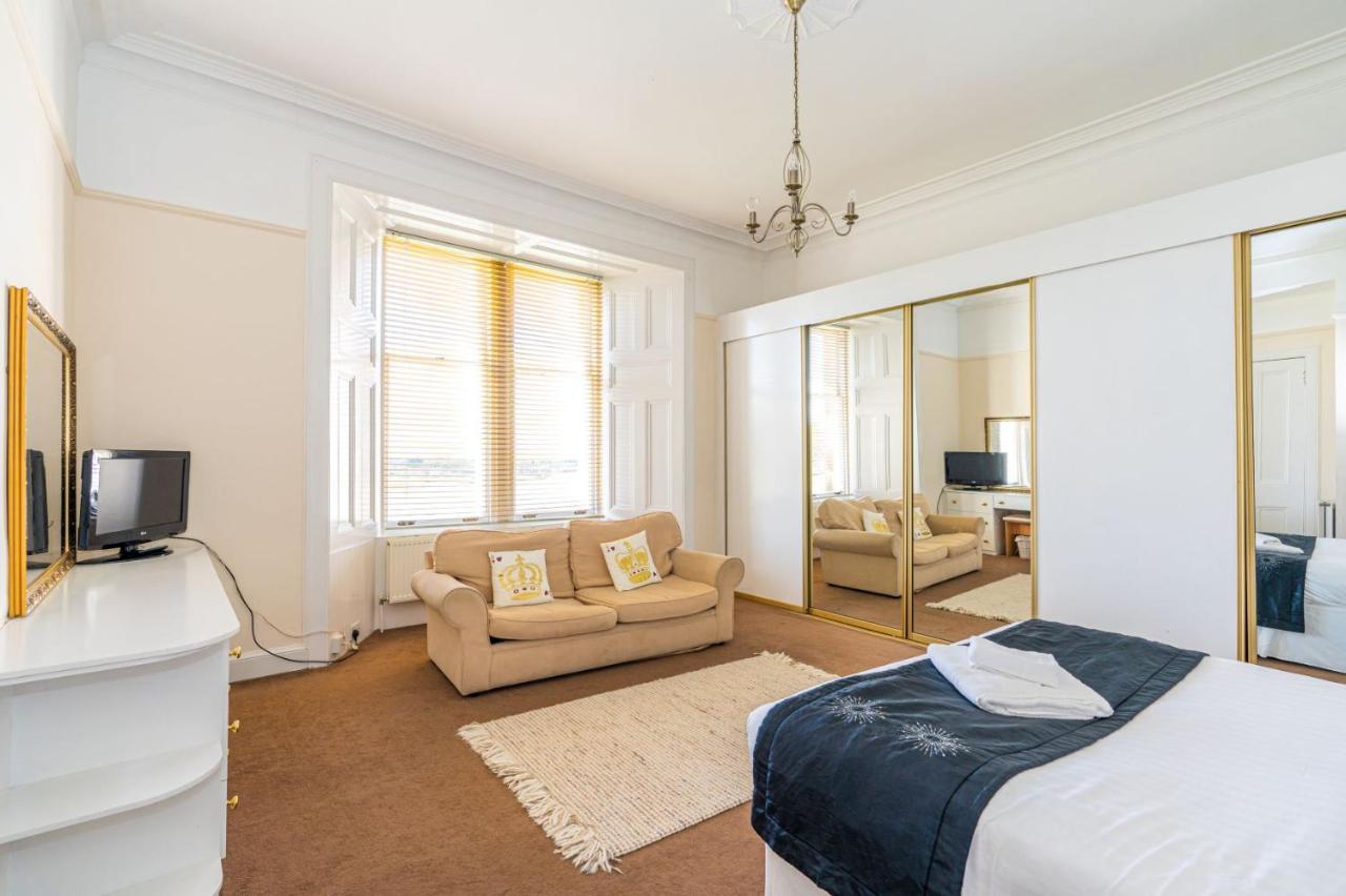 Royal Gardens Apartments Стерлинг Экстерьер фото